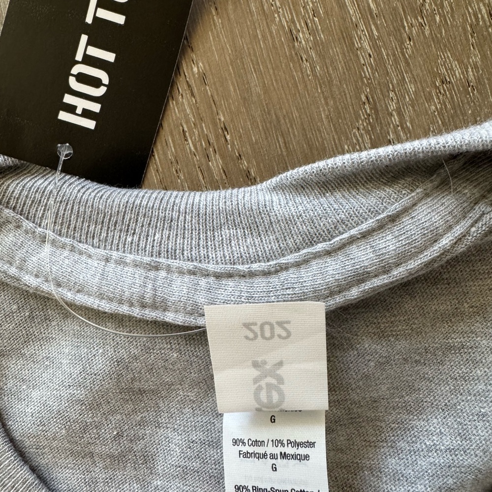 Hot Topic Rock the Casbah Gray Graphic T-Shirt - Picture 2 of 5